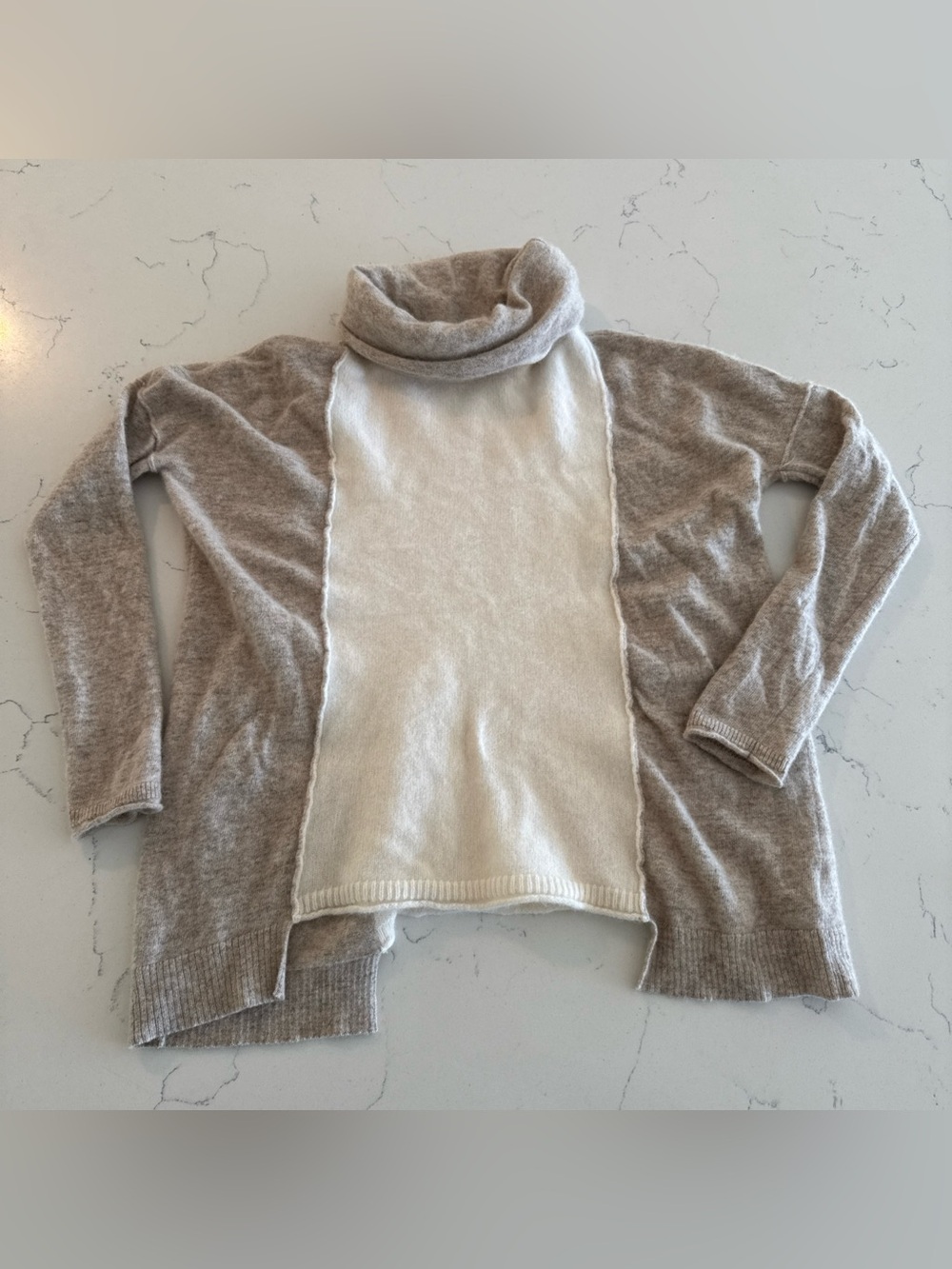 Mantovani Studio Women’s Wool Cashmere Sweater Cream Tan Long Sleeve Turtleneck